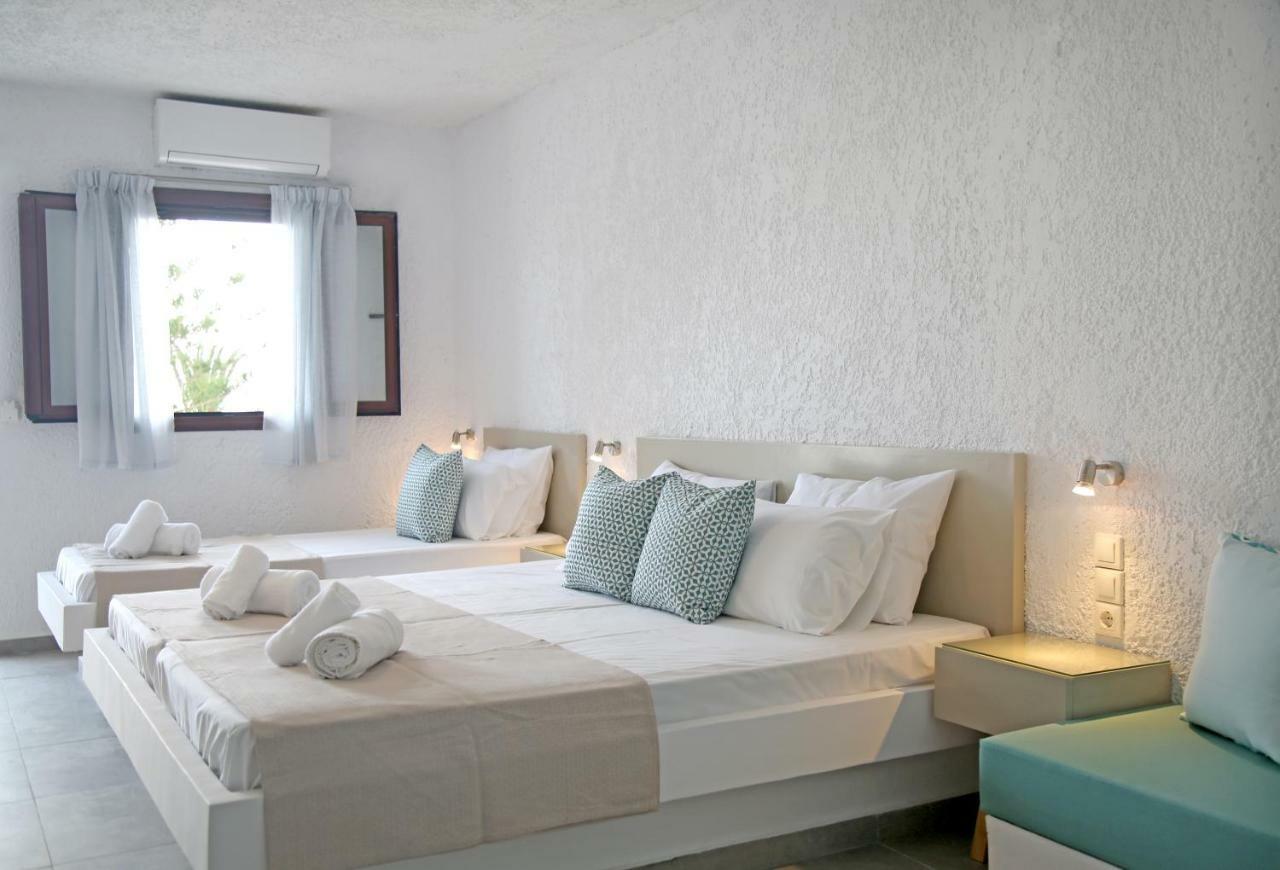 Blue Ocean Apartments Makrýgialos Esterno foto